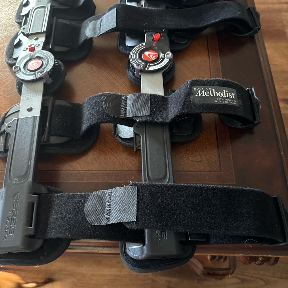Breg T Scope Premiere Post Op Locking ROM Knee Brace Universal Left/Right
